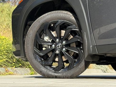 Certified 2024 Lexus UX 250h FWD image 9