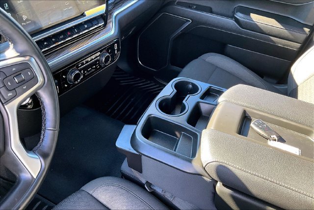 Used 2025 Chevrolet Silverado 1500 LT AWD/4WD image 13