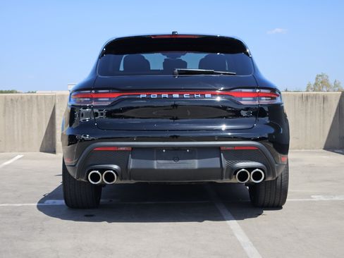 Certified 2024 Porsche Macan S AWD/4WD image 7