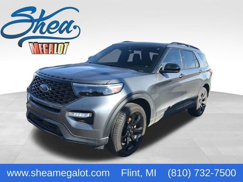 Used 2023 Ford Explorer ST-Line w/ Class IV Trailer Tow Package image 1