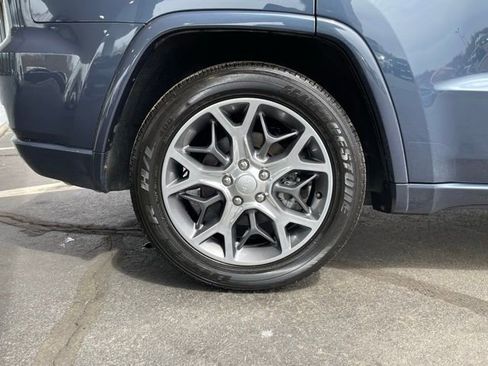 Used 2021 Jeep Grand Cherokee Overland AWD/4WD image 39