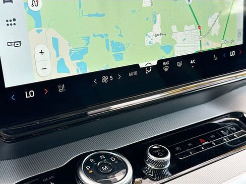 Used 2025 Ford Expedition Max Active image 16