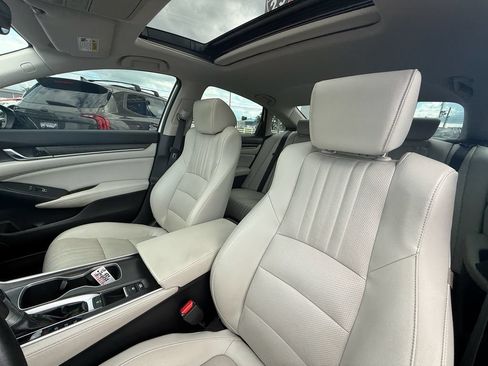 Used 2018 Honda Accord EX-L image 13