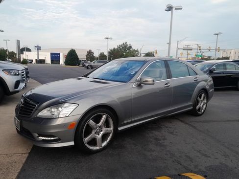 Used 2011 Mercedes-Benz S 550 image 22