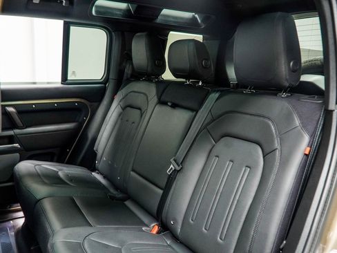 Used 2021 Land Rover Defender 110 X image 36