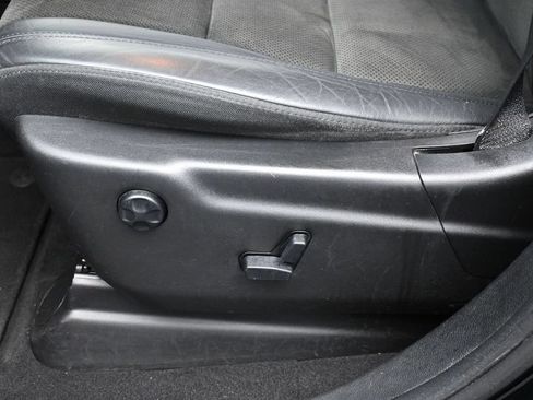Used 2019 Jeep Grand Cherokee Altitude RWD image 20