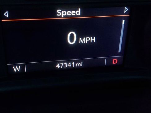 Used 2022 Chevrolet Suburban LS image 25