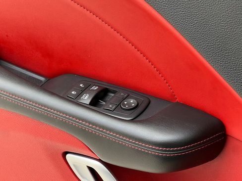 Used 2016 Dodge Challenger R/T Scat Pack w/ Leather Interior Group RWD image 29