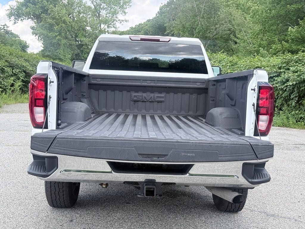 Used 2022 GMC Sierra 2500 SLE w/ X31 Off-Road Package AWD/4WD image 6