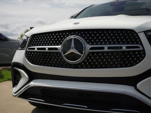 Certified 2026 Mercedes-Benz GLE 350 4MATIC image 11