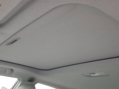 Used 2012 Toyota Prius One image 10