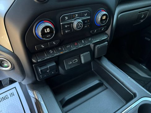 Used 2021 Chevrolet Silverado 1500 RST w/ Texas Edition Plus AWD/4WD image 18