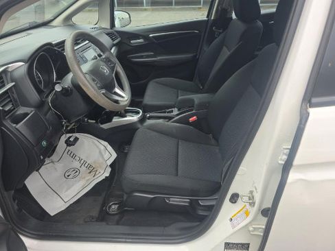 Used 2019 Honda Fit LX image 6