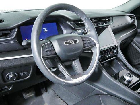 Certified 2023 Jeep Grand Cherokee L Laredo w/ Luxury Tech Group I AWD/4WD image 23