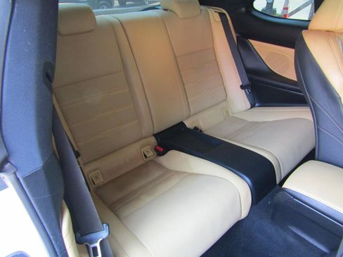 Used 2016 Lexus RC 200t RWD image 13