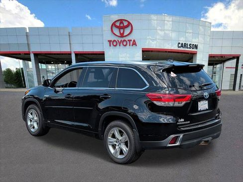 Certified 2017 Toyota Highlander Limited w/ Carpet Mat Package AWD/4WD image 5