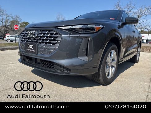 Used 2025 Audi Q5 Premium w/ Convenience Package AWD/4WD image 11