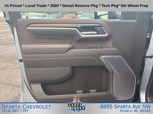 Used 2025 GMC Sierra 3500 Denali w/ Denali Reserve Package AWD/4WD image 9