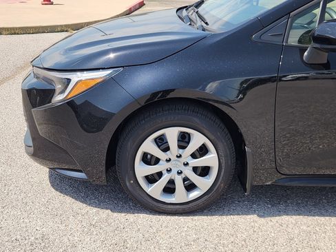 New 2026 Toyota Corolla LE FWD image 9