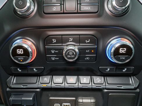 Used 2022 GMC Sierra 1500 Elevation w/ X31 Off-Road Package image 19