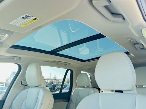 Certified 2023 Volvo XC90 B6 Plus w/ Protection Package image 23