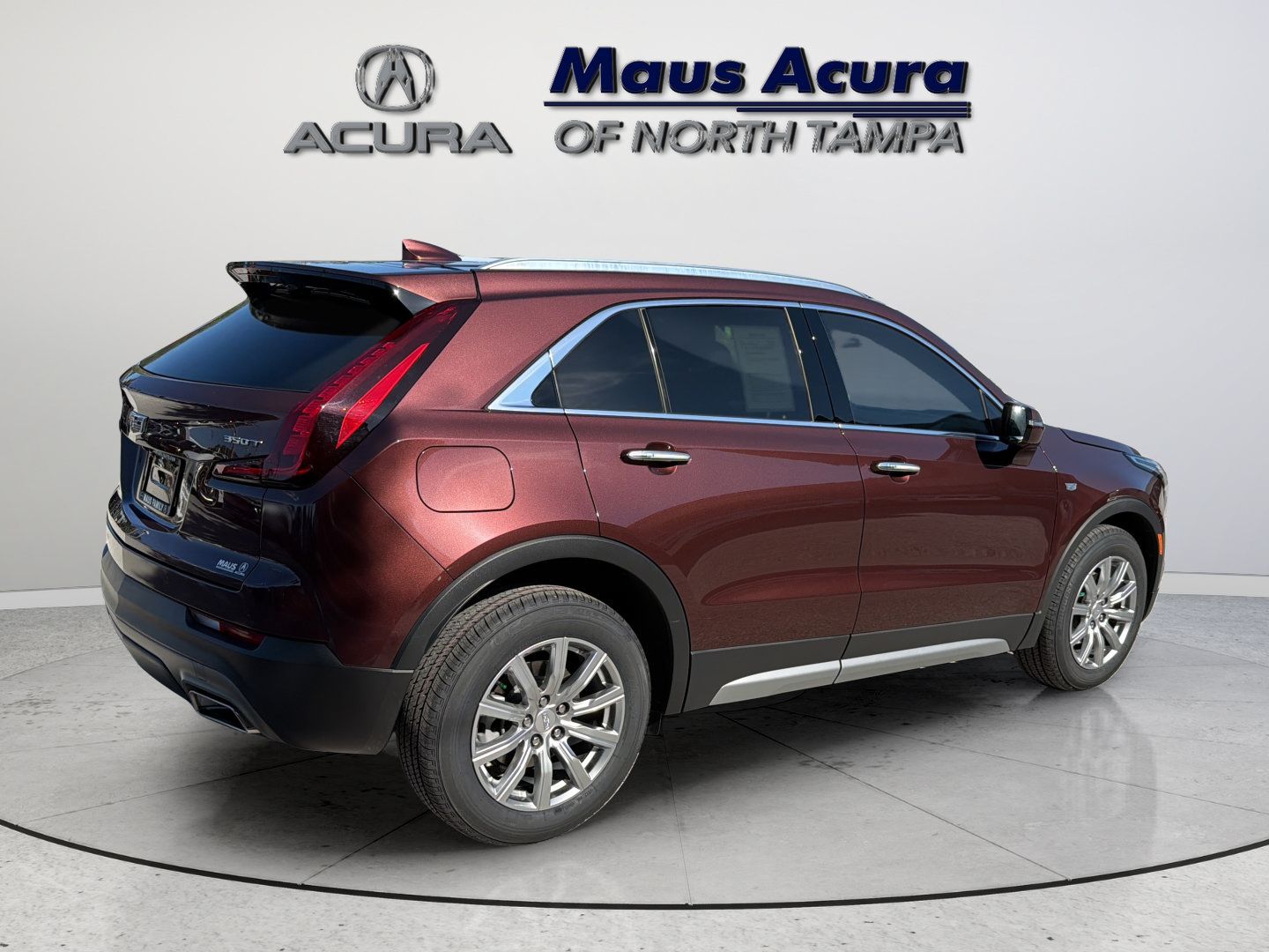 Used 2023 Cadillac XT4 Premium Luxury w/ Technology Package FWD image 12