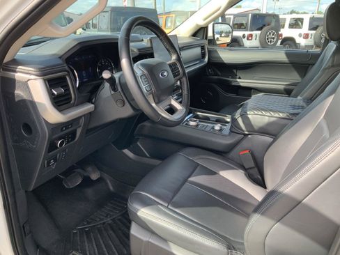 Used 2024 Ford Expedition Max XLT AWD/4WD image 24