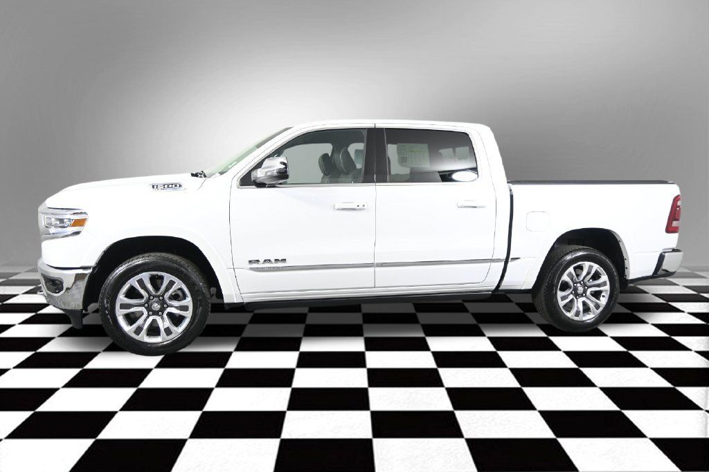 Used 2024 RAM 1500 Limited AWD/4WD image 3