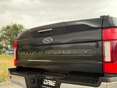 Used 2022 Ford F350 Lariat w/ Lariat Ultimate Package AWD/4WD image 15