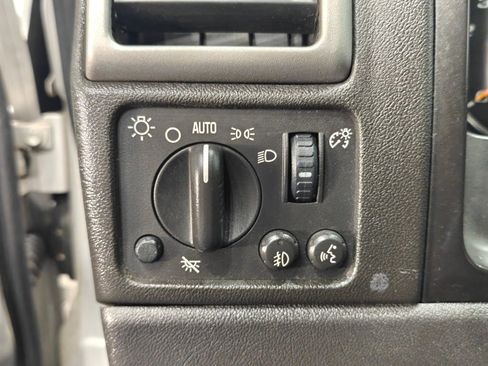 Used 2012 Chevrolet Colorado LT AWD/4WD image 35