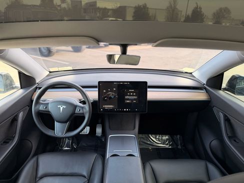 Used 2021 Tesla Model Y Performance image 21