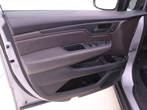 Used 2018 Honda Odyssey EX-L image 9