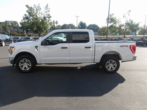 Used 2023 Ford F150 XLT image 5