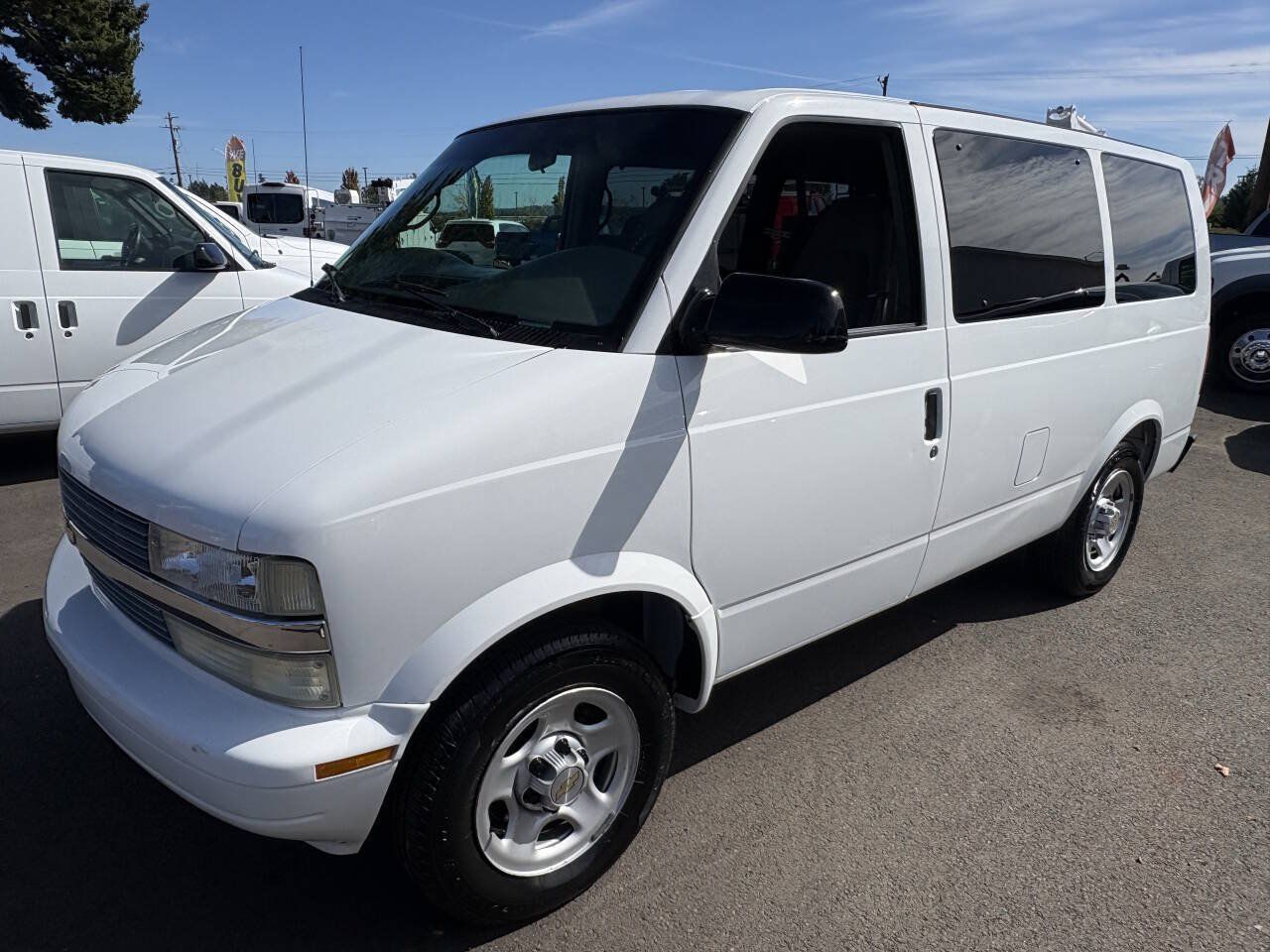 Used 2003 Chevrolet Astro Passenger AWD image 1