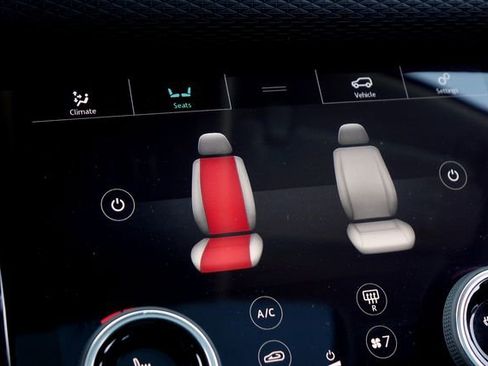 Used 2019 Land Rover Range Rover Velar S image 26