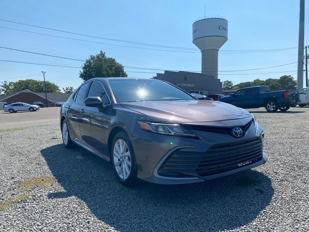 Used 2023 Toyota Camry LE FWD image 1