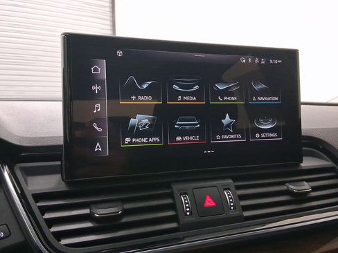 Used 2023 Audi Q5 Premium Plus w/ Premium Plus Package image 23