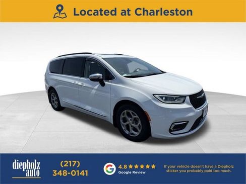 Used 2023 Chrysler Pacifica Limited FWD image 1