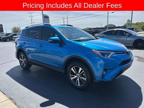 Used 2018 Toyota RAV4 XLE FWD image 21