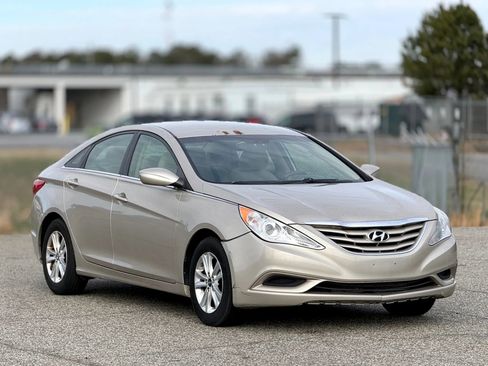 Used 2011 Hyundai Sonata GLS w/ Popular Equipment Pkg 2 image 1