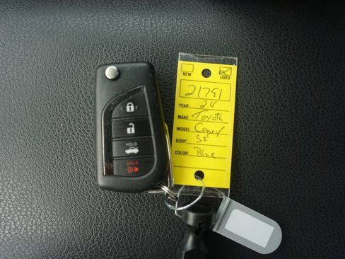 Used 2024 Toyota Camry SE FWD image 22