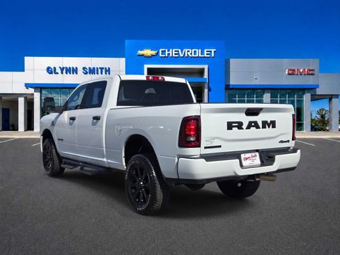 Used 2025 RAM 2500 Big Horn AWD/4WD image 11