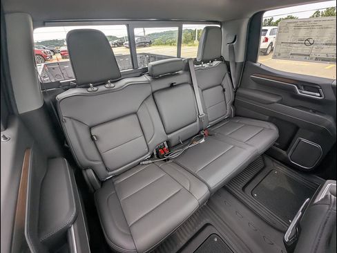 New 2026 GMC Sierra 1500 Denali AWD/4WD image 17