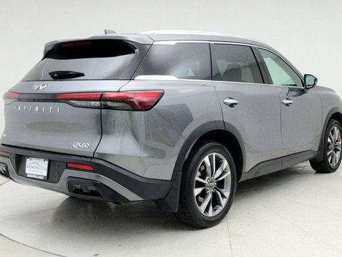Used 2024 INFINITI QX60 Luxe w/ Performance Audio Package image 5