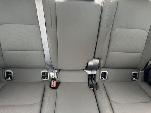 Used 2020 Jeep Gladiator Sport AWD/4WD image 19