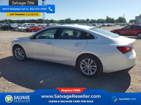 Used 2017 Chevrolet Malibu LT w/ Leather Package FWD image 3