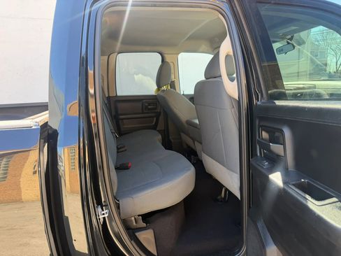 Used 2020 RAM 1500 Tradesman w/ Tradesman SXT Package image 25