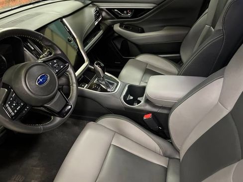 Used 2025 Subaru Outback Onyx Edition AWD/4WD image 26