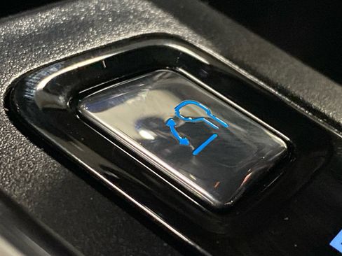 New 2025 Ford F150 Platinum image 25