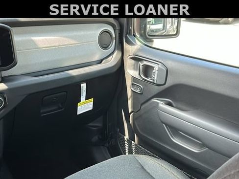 Used 2025 Jeep Wrangler Unlimited Sport AWD/4WD image 25